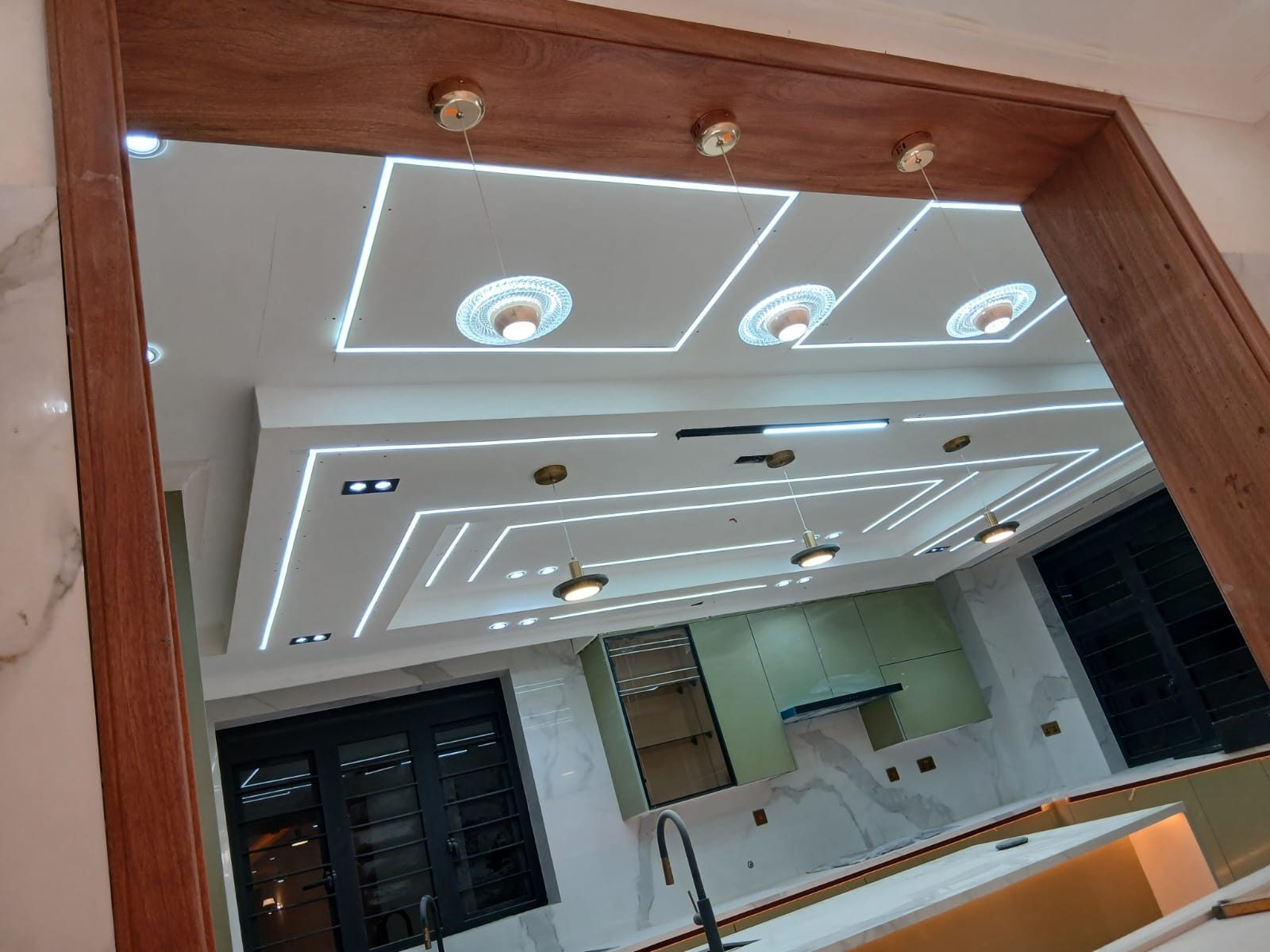 The Art of Suspended Ceilings: Lighting & Aesthetics